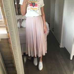 Light pink midi skirt